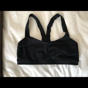 Lululemon black sports bra M